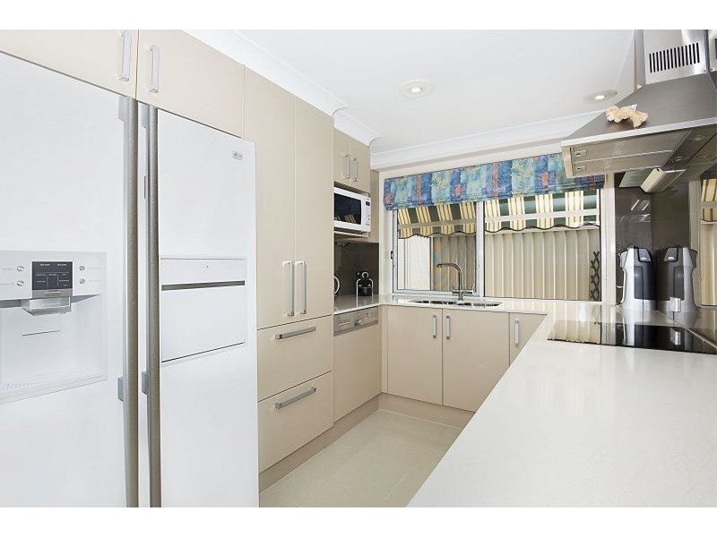 1/7 Mallard Avenue, Paradise Point QLD 4216