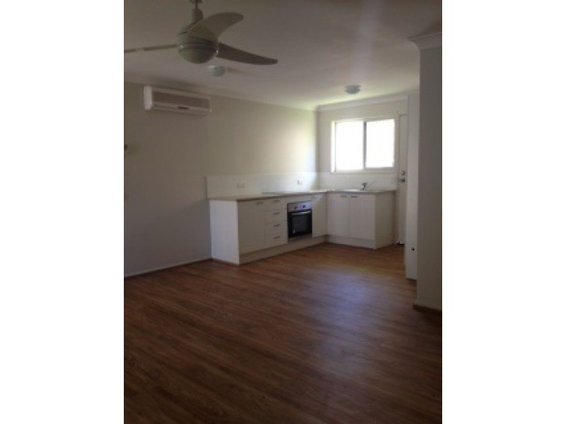 48 Falkinder Ave, Paradise Point QLD 4216