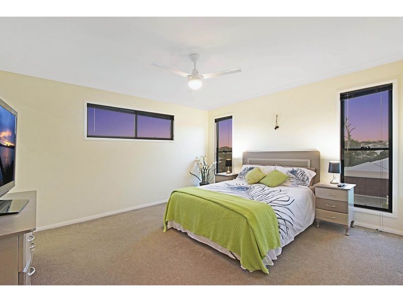 17 Abercrombie Cres, Upper Coomera QLD 4209
