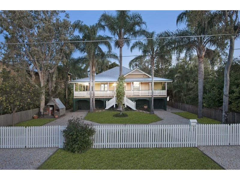 9 Dunnes, Hope Island QLD 4212