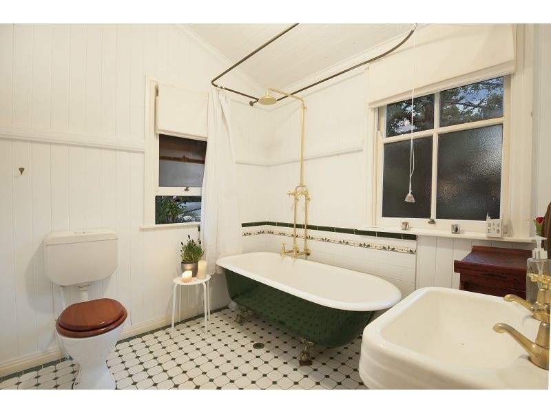 9 Dunnes, Hope Island QLD 4212