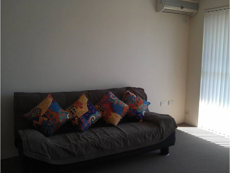 103-105 Frank Street, Labrador QLD 4215