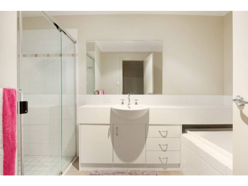 7/23 Park Esplanade, Coomera QLD 4209