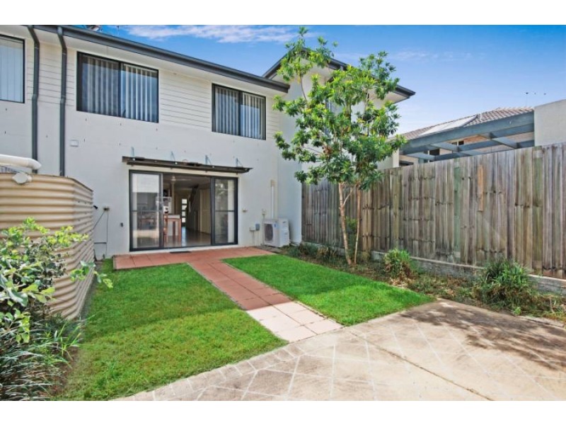 7/23 Park Esplanade, Coomera QLD 4209