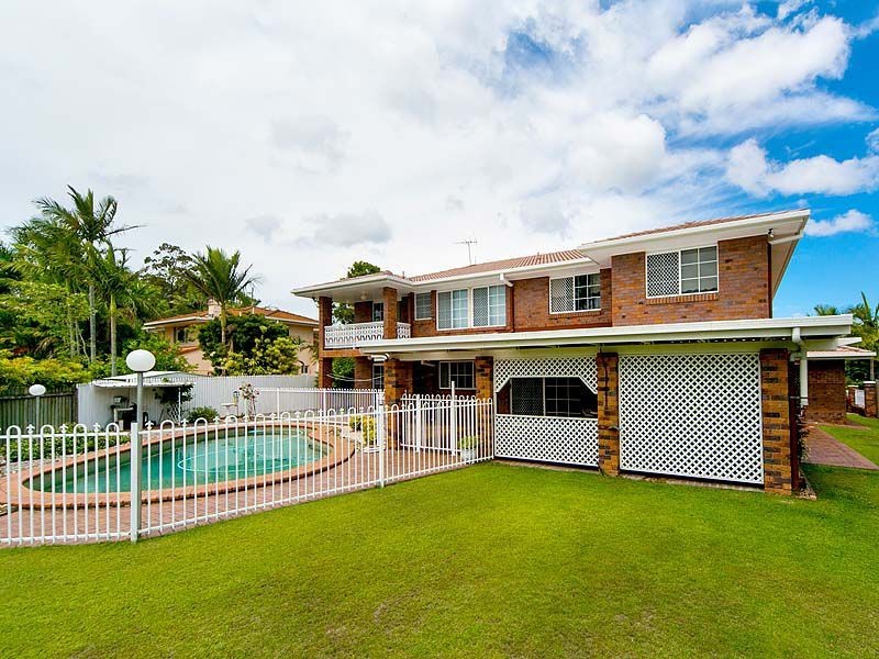 4 Pinecroft Close, Calamvale QLD 4116