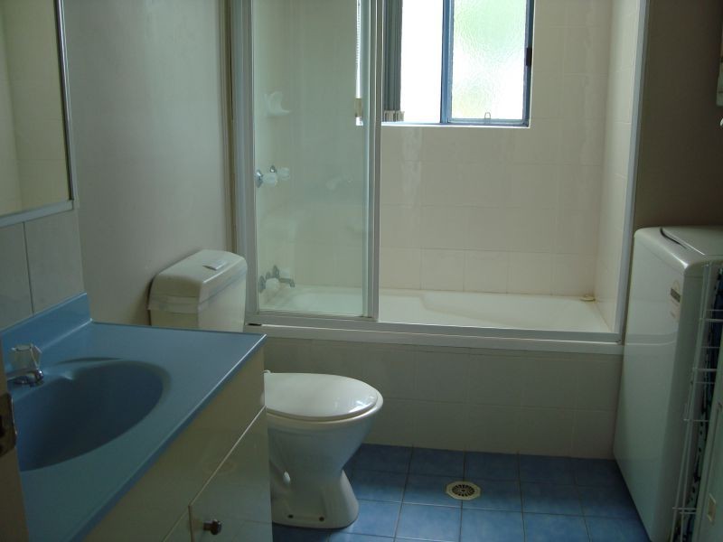 103-105 Frank Street, Labrador QLD 4215