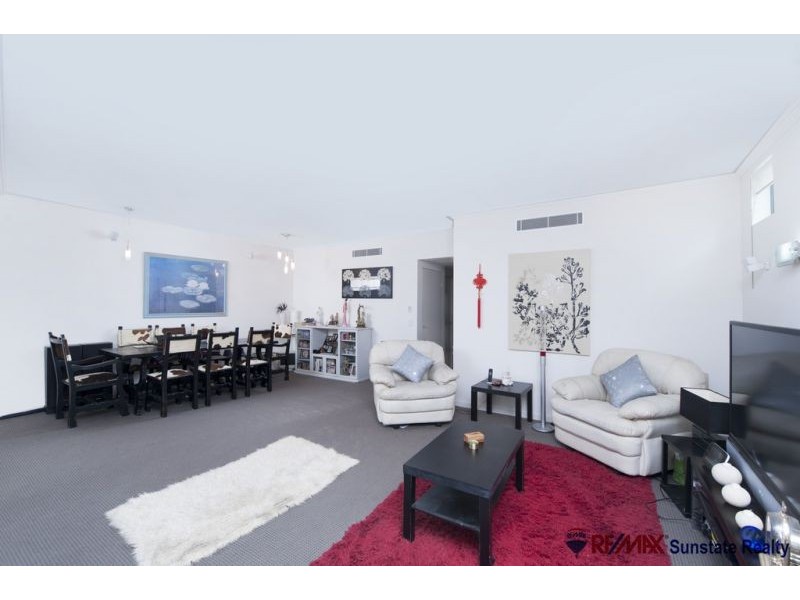 28 Bayview Street, Runaway Bay QLD 4216