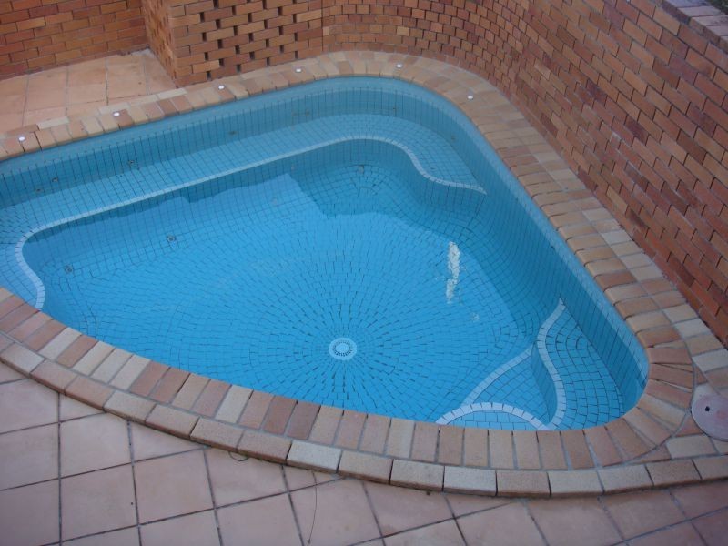 6b The Esplanade, Paradise Point QLD 4216