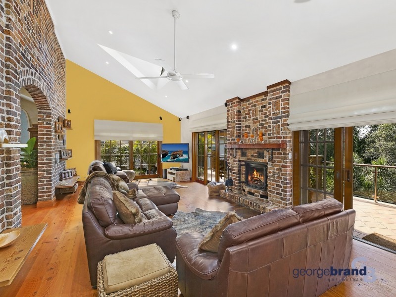 113  Hillside Road, Avoca Beach NSW 2251