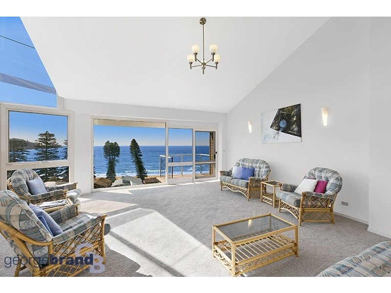 2/8 Ascot Ave, Avoca Beach NSW 2251