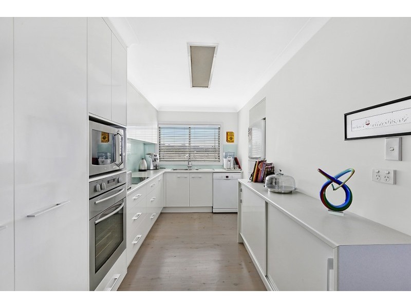 75 Ocean View Dr, Wamberal NSW 2260