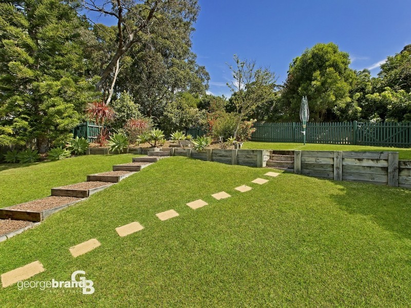 9 Cheswick Street, Avoca Beach NSW 2251