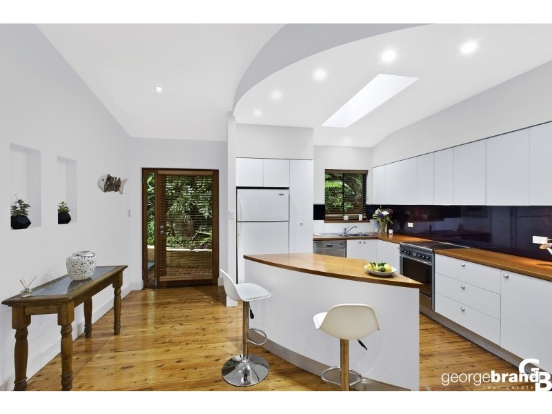 20 Beachcomber Parade, North Avoca NSW 2260