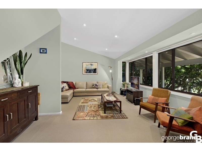 10 Reynolds Road, Avoca Beach NSW 2251
