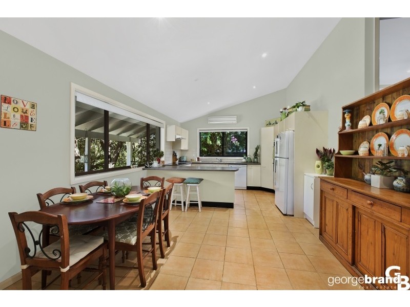 10 Reynolds Road, Avoca Beach NSW 2251