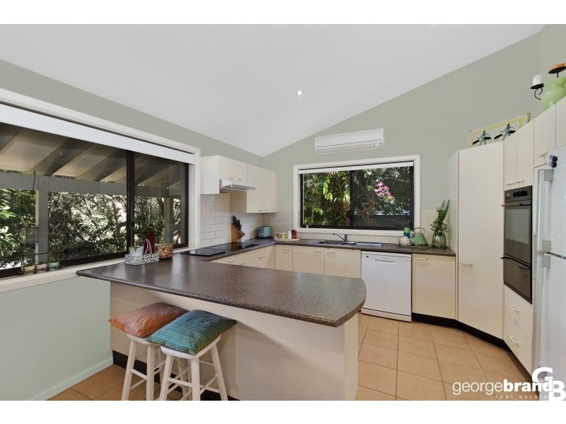 10 Reynolds Road, Avoca Beach NSW 2251