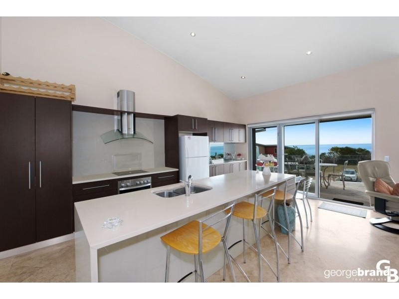 3/202-204 Del Monte Pl, Copacabana NSW 2251