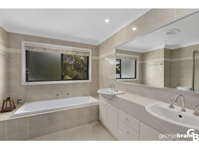 41 Ridgway Rd, Avoca Beach NSW 2251