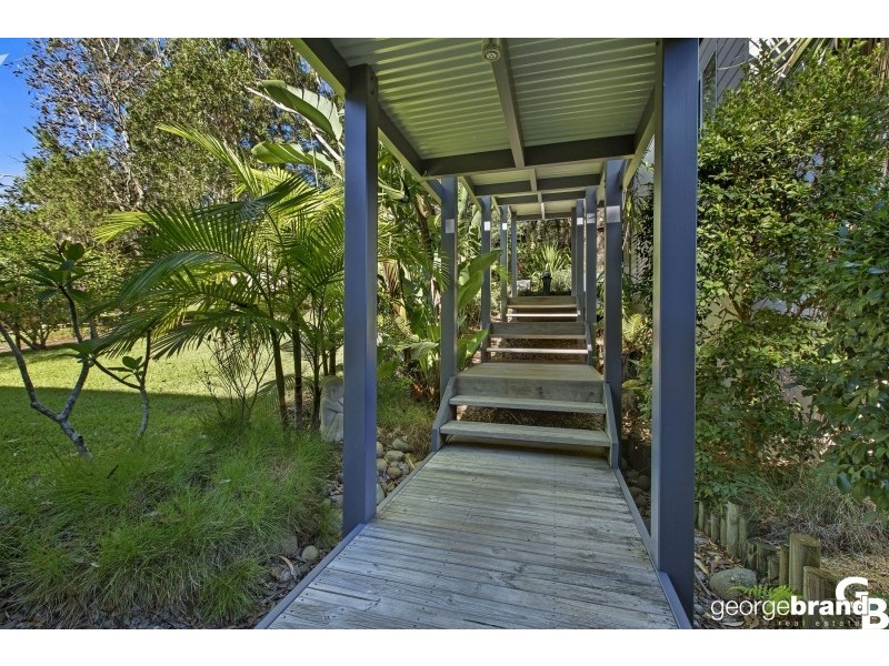 53  The Round Drive, Avoca Beach NSW 2251