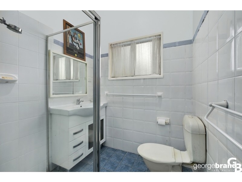 8 Ridgway Road, Avoca Beach NSW 2251