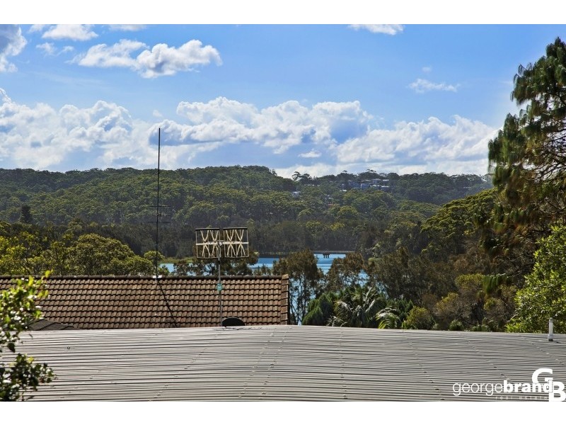 8 Ridgway Road, Avoca Beach NSW 2251