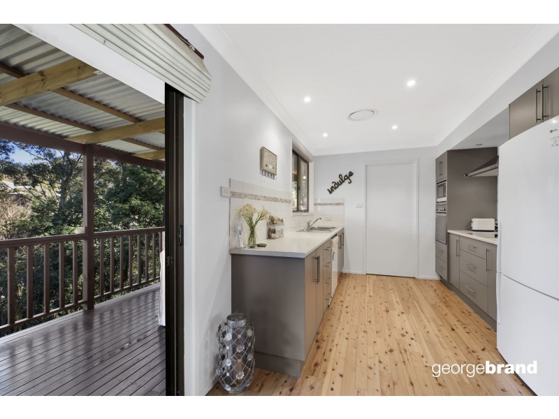 24 Chapman Crescent, Avoca Beach NSW 2251