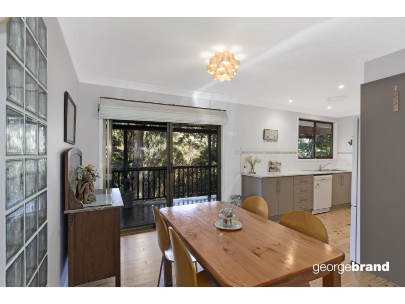 24 Chapman Crescent, Avoca Beach NSW 2251