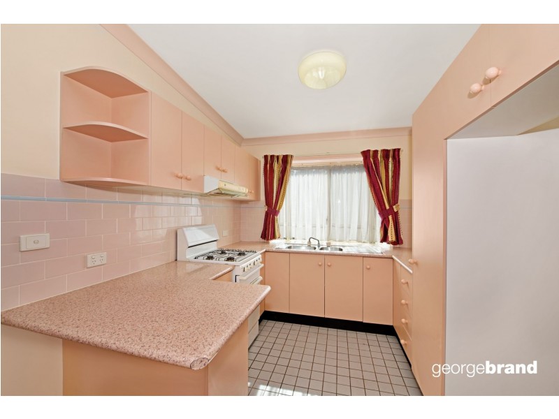 18 Sixth Avenue, Green Point NSW 2251