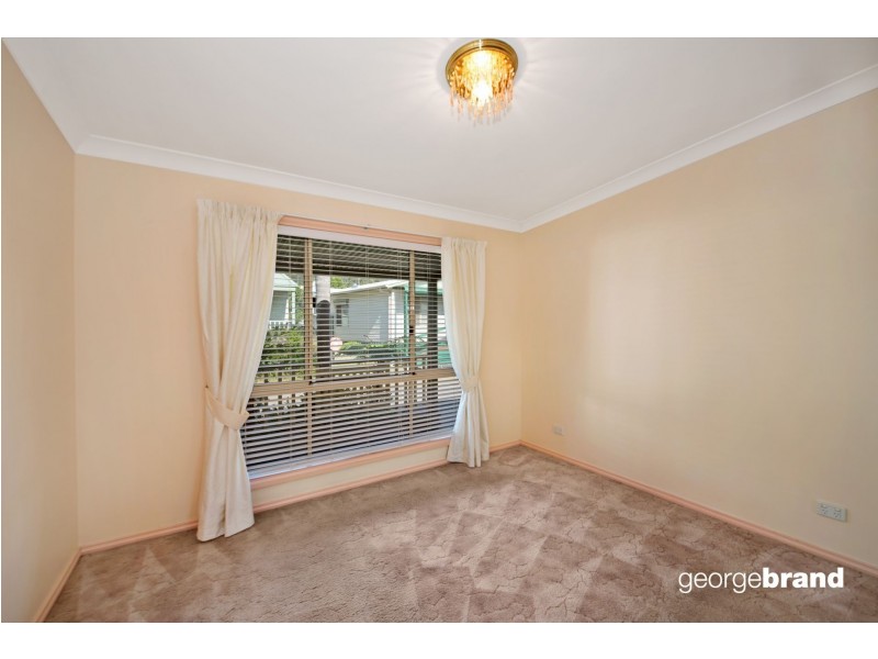 18 Sixth Avenue, Green Point NSW 2251