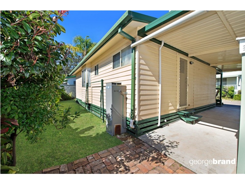 18 Sixth Avenue, Green Point NSW 2251