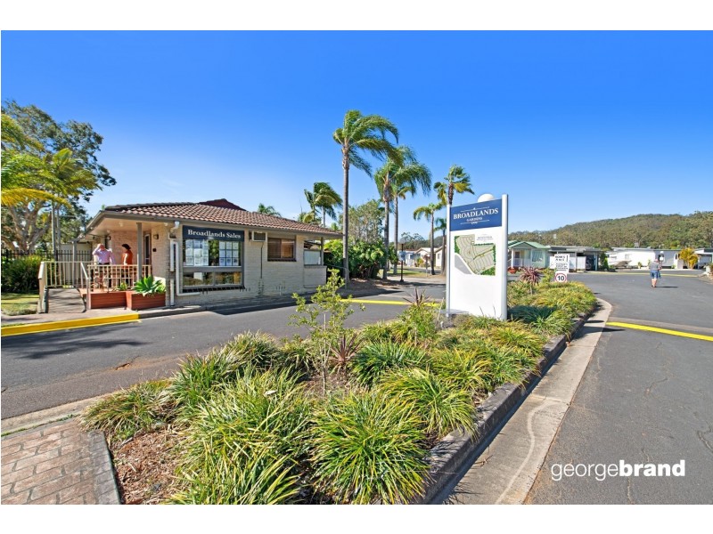 18 Sixth Avenue, Green Point NSW 2251