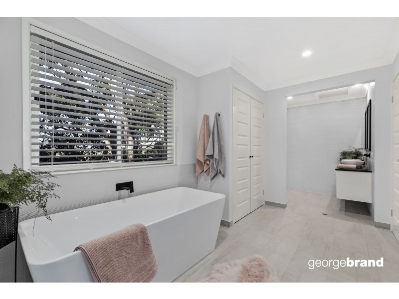 11 Chico Street, Copacabana NSW 2251