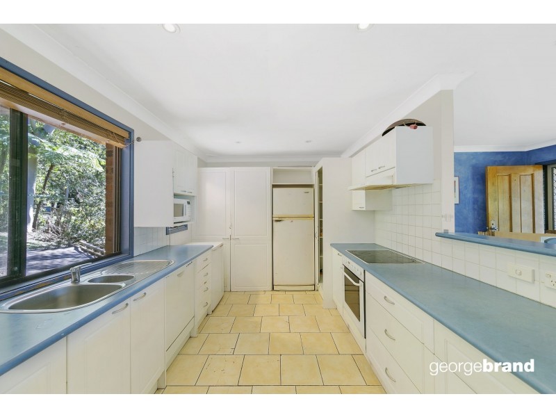 236 The Round Drive, Avoca Beach NSW 2251