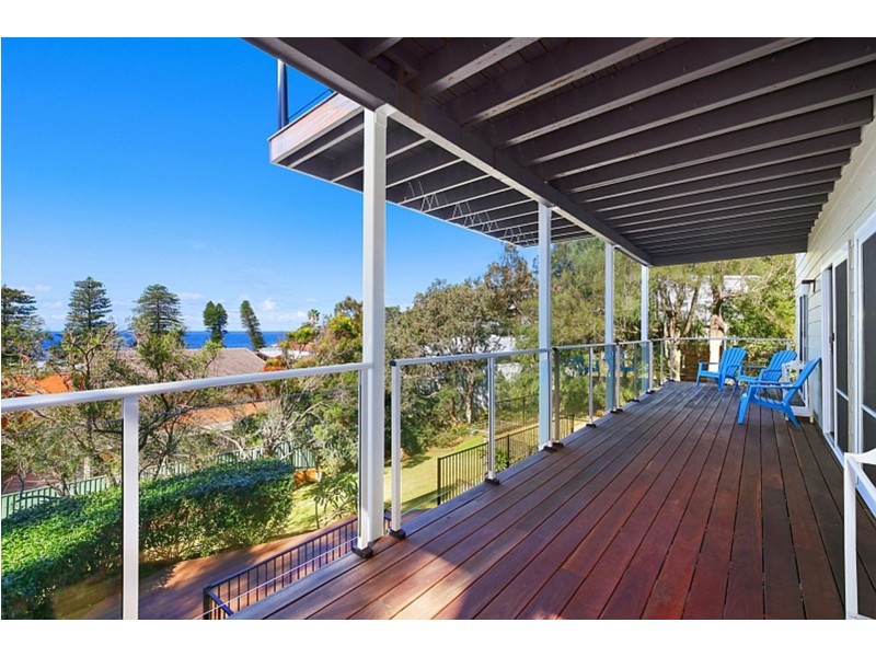 4 Austral Ave, Avoca Beach NSW 2251