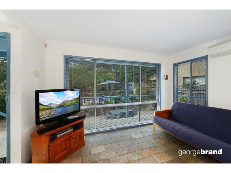 1 Chico Street, Copacabana NSW 2251