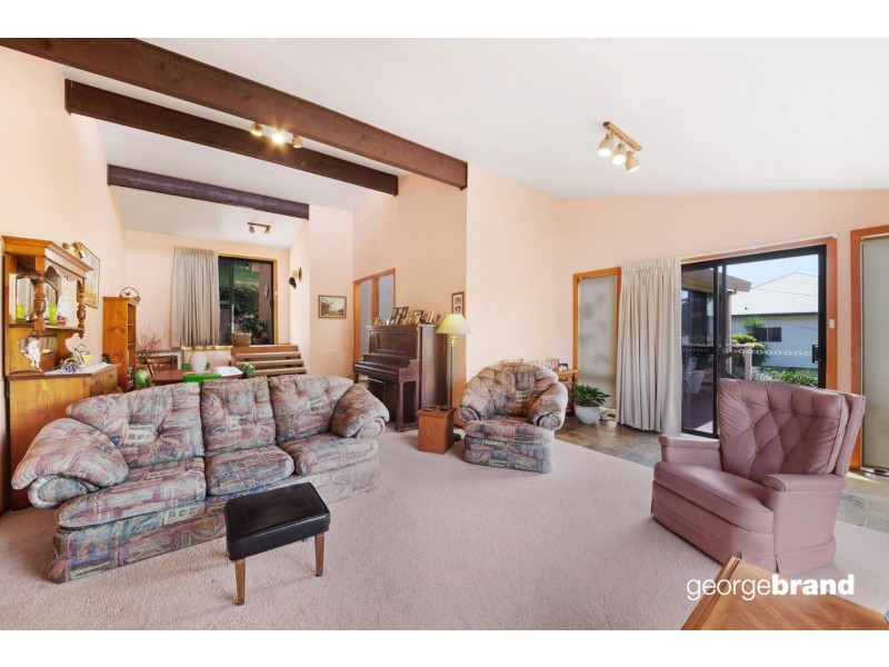 6 Gill Avenue, Avoca Beach NSW 2251