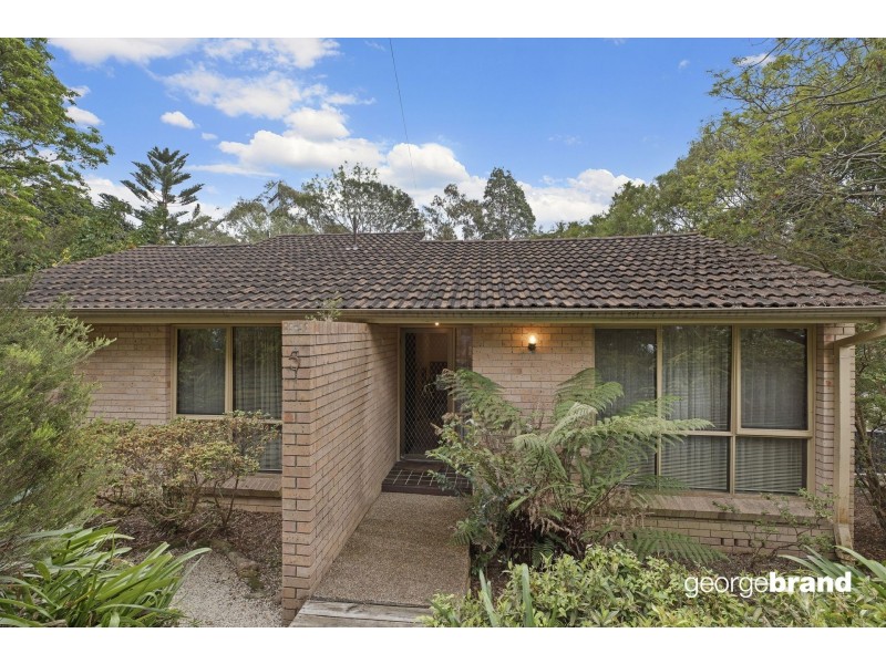 5 Fitzgibbon Cl, Avoca Beach NSW 2251