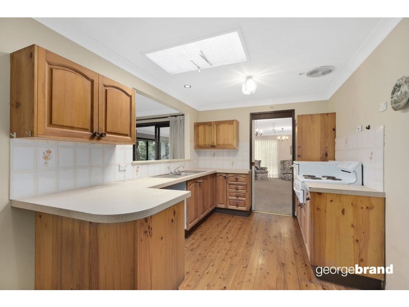 5 Fitzgibbon Cl, Avoca Beach NSW 2251