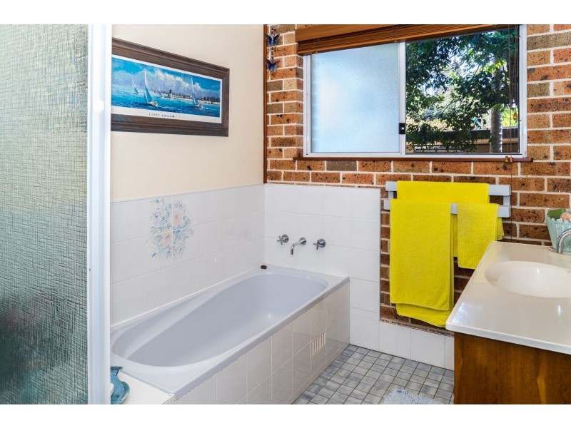 15 Doran Place, Tumbi Umbi NSW 2261