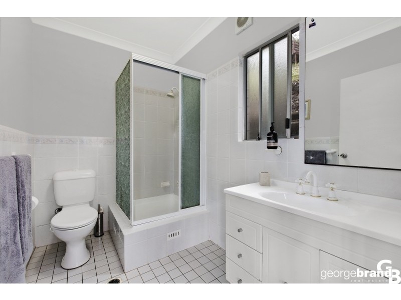 2/102 Copacabana Drive, Copacabana NSW 2251