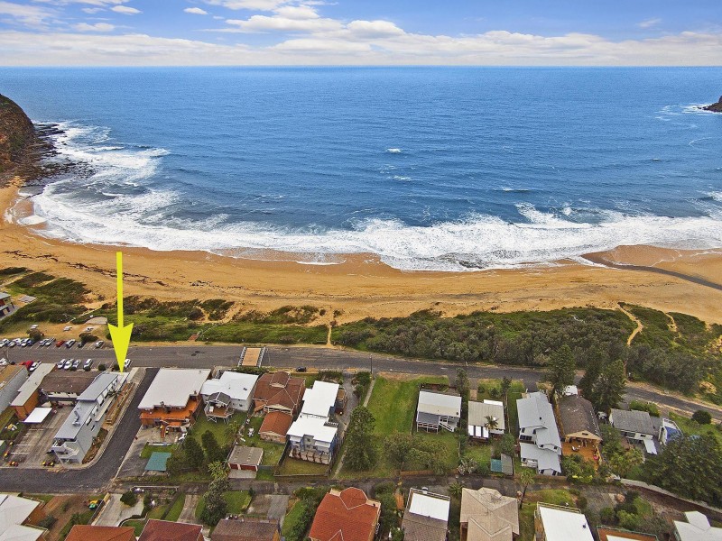 2/220 Del Monte Place, Copacabana NSW 2251