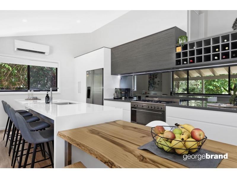 10 Reynolds Road, Avoca Beach NSW 2251