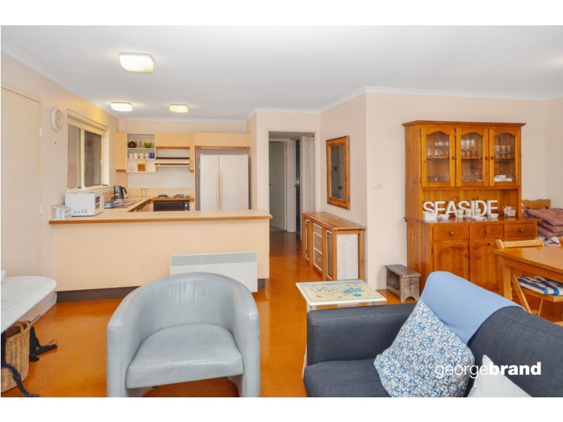 3/8 Avoca Drive, Avoca Beach NSW 2251