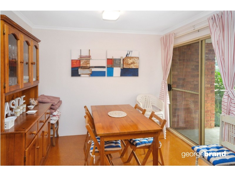 3/8 Avoca Drive, Avoca Beach NSW 2251