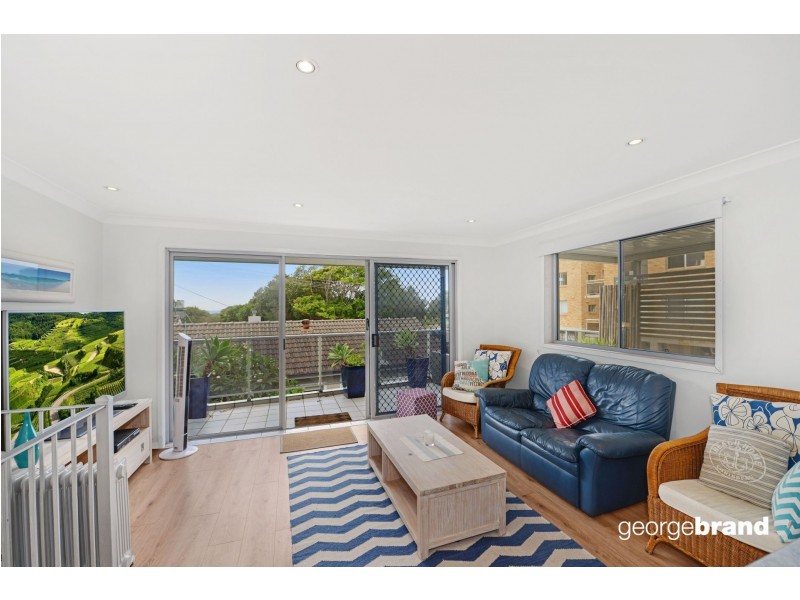 1/4 Ficus Avenue, Avoca Beach NSW 2251