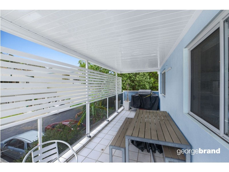1/4 Ficus Avenue, Avoca Beach NSW 2251