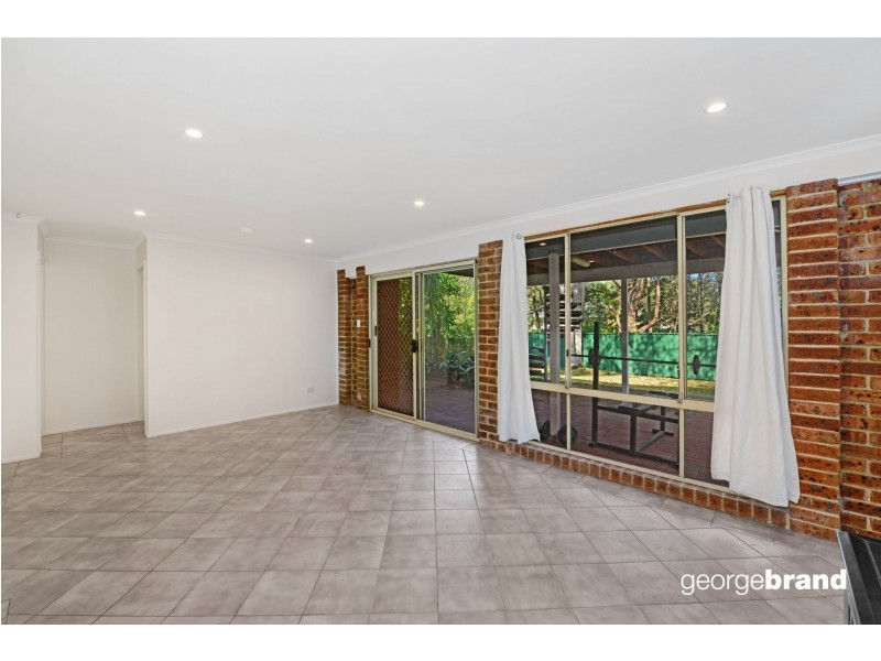 96a Del Mar Dr, Copacabana NSW 2251