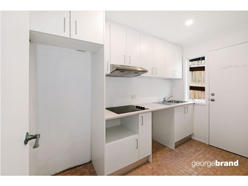 96a Del Mar Dr, Copacabana NSW 2251