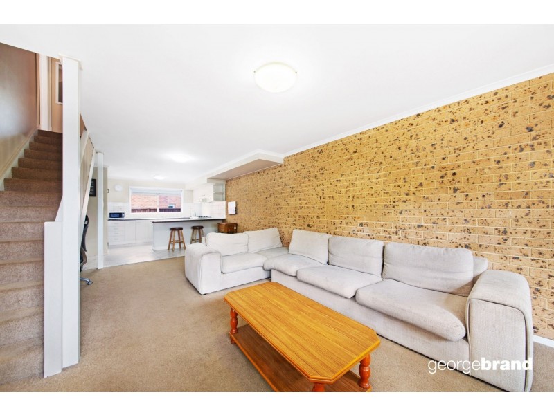 1/5 Empire Bay Drive, Kincumber NSW 2251