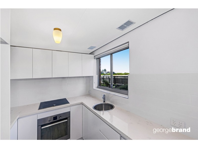 1/9 Ficus Avenue, Avoca Beach NSW 2251